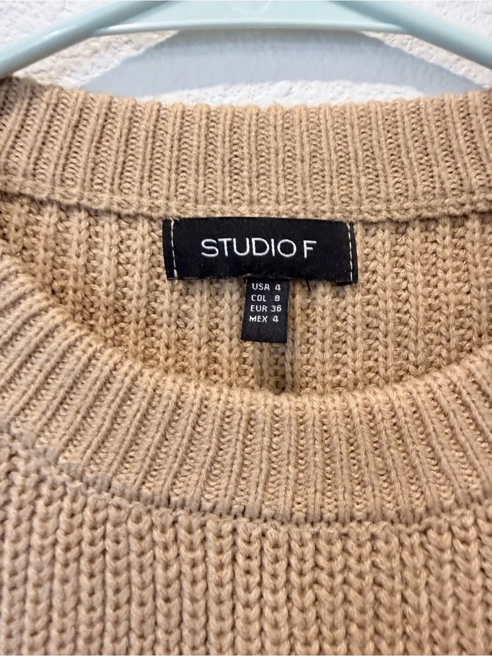 Chunky Knit Striped Sweater 4 Coastal Grandmother Old Money Neutral Camel/Ivory - Picture 4 of 9
